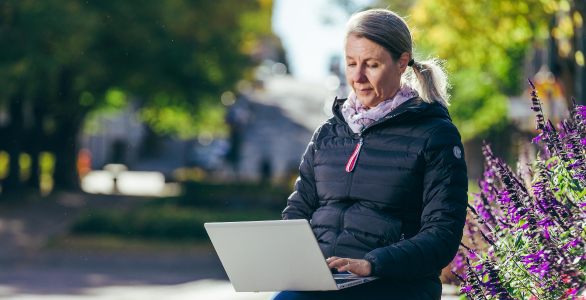 Asiakaspalvelumme aukioloajoissa on poikkeuksia pääsiäisen tienoilla.