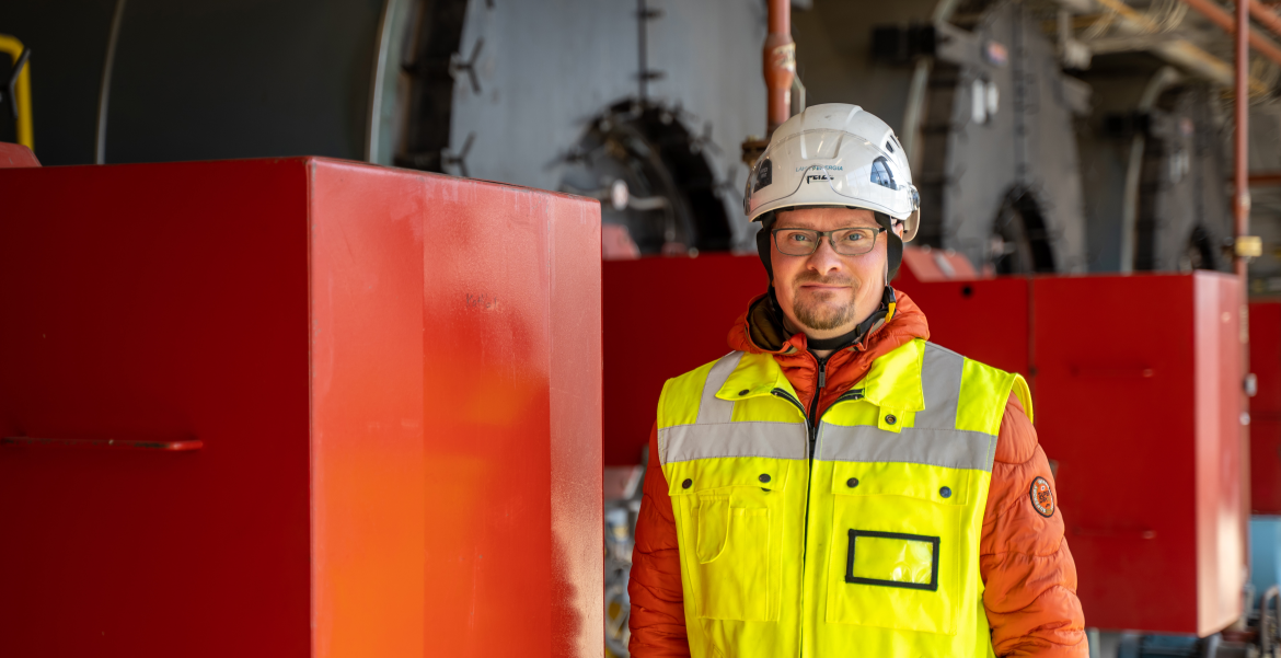 Jarkko Kovanen Ihalaisen voimalaitoksella