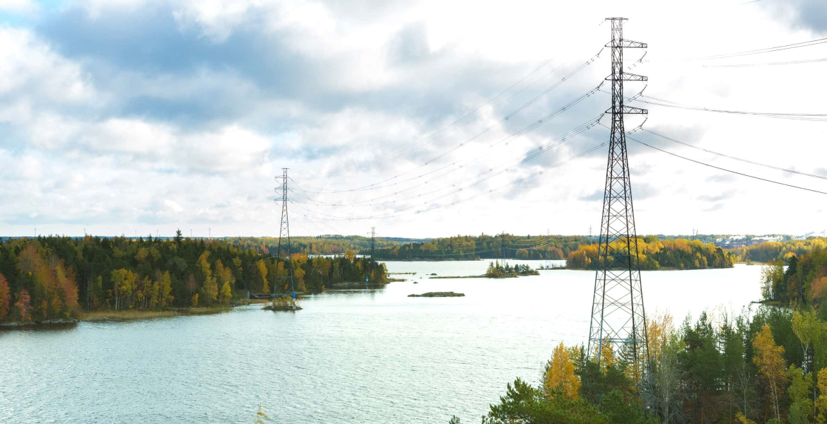 Lappeenrannan Energiaverkot neuvoo, mitä tulee huomioida johtokadun lähellä raivattaessa tai rakennettaessa.