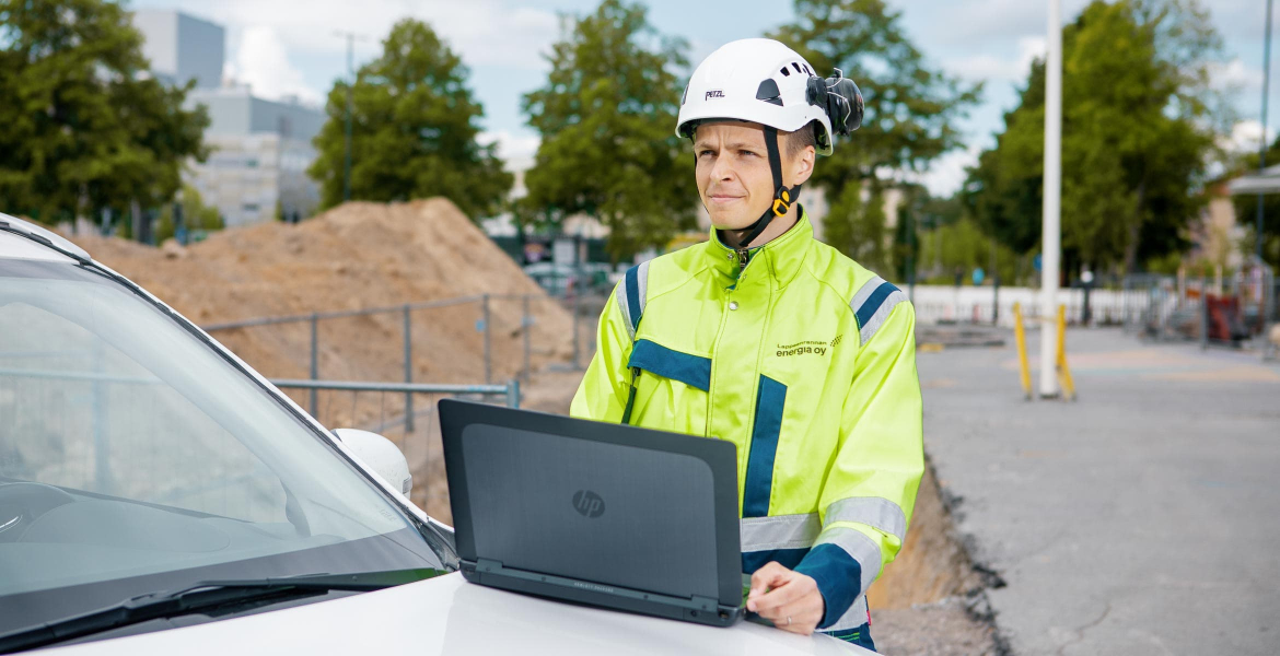 Energiaverkot päivystää 24/7 kaukolämpövuotojen varalta.