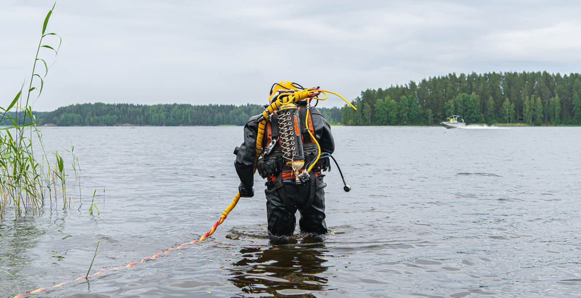 Vedenalaisten vesiverkostojen tarkastussukellukset käynnistyivät..