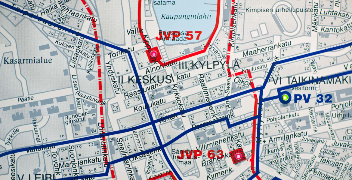 Johtokarttapalvelumme palvelee talven aikana arkisin kello 8-15.