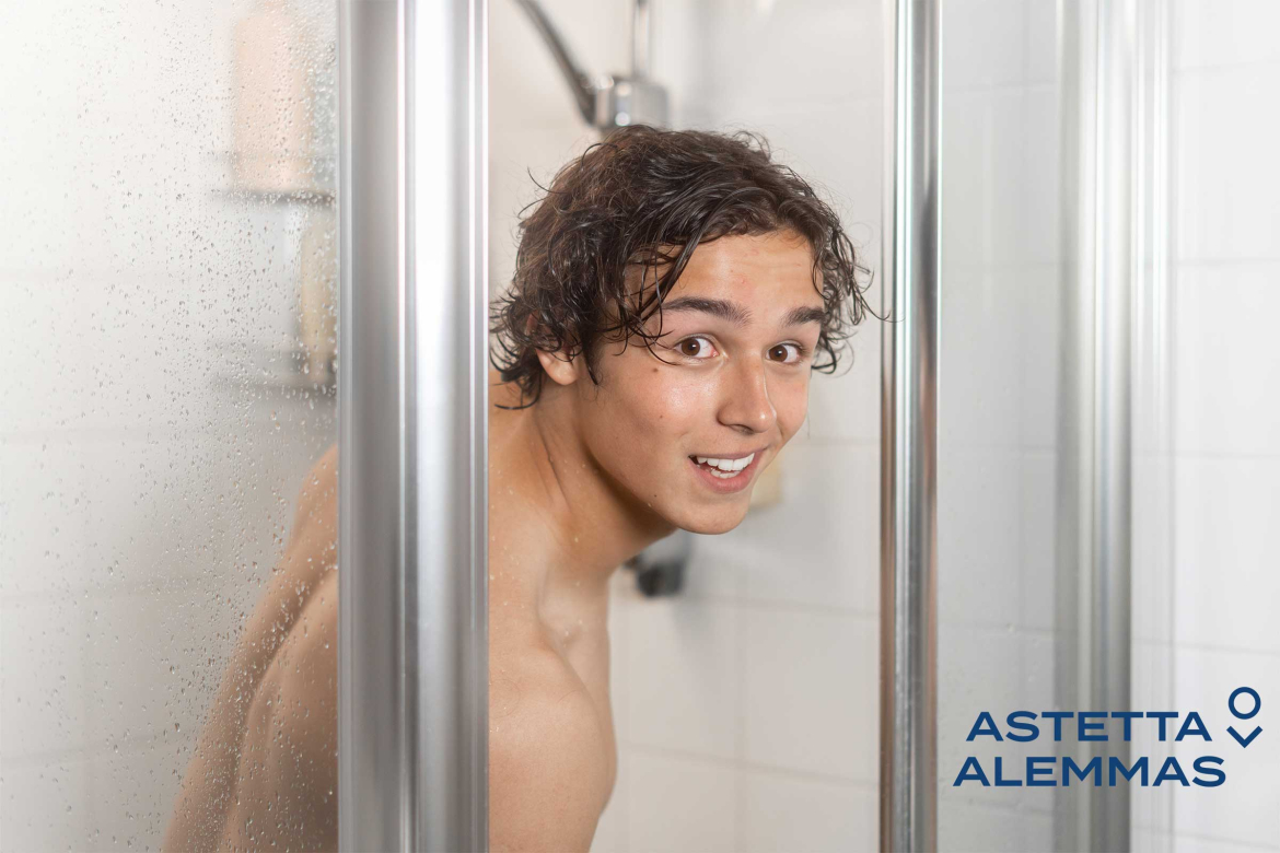 Astetta lyhyempi suihku - astettaalemmas.fi kampanjakuva