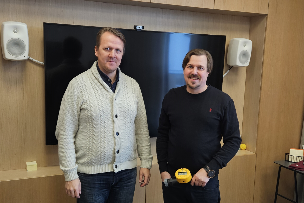 Kuvassa Samuli Kakko ja Sami Pesonen - Taipalsaarelle veden etäluennan pilotti