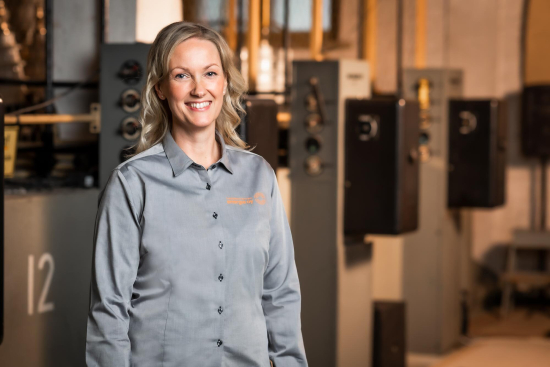 Lappeenrannan Energian Petra Sulkama neuvoo, miten haet avustusta vaihtoon.