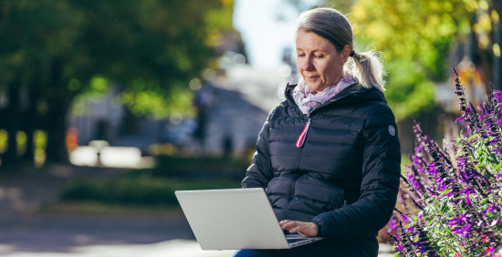 Asiakaspalvelumme aukioloajoissa on poikkeuksia pääsiäisen tienoilla.