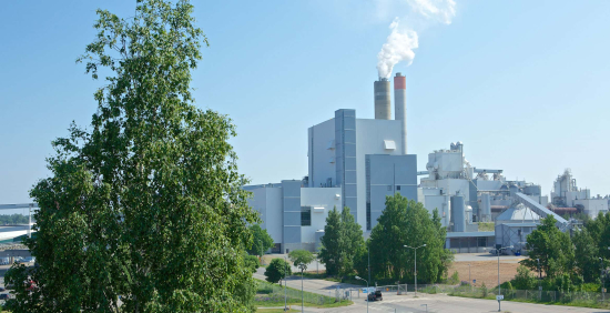 Kuvassa 10-vuotias Kaukaan Voiman biovoimalaitos.